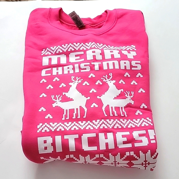 Pink Christmas Sweatshirt NWOT 💓 - Picture 1 of 6